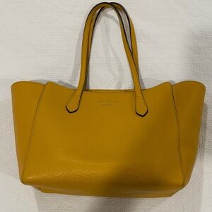 Gucci Women’s Yellow Leather Cadog Tote Bag